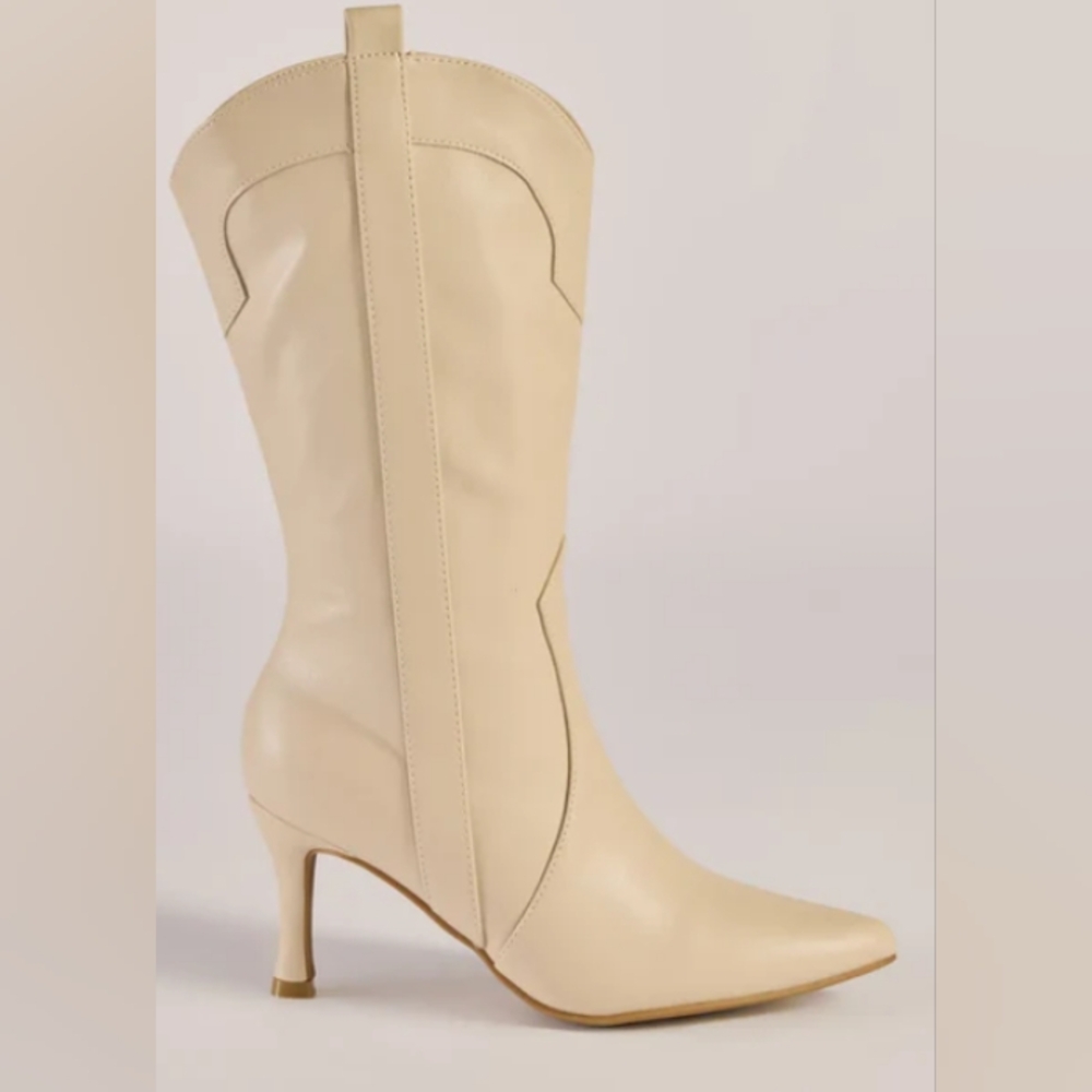 Elegant Cream Women's Boots - Picture 2 of 5